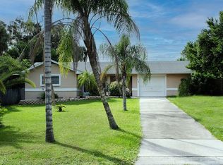 719 S Carpenter Ave, Orange City, FL 32763