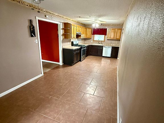 3rd image of 107 Mesquite Dr