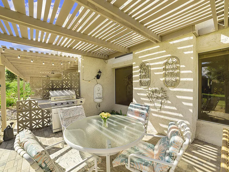 35090 Mission Hills Dr — Photo 15