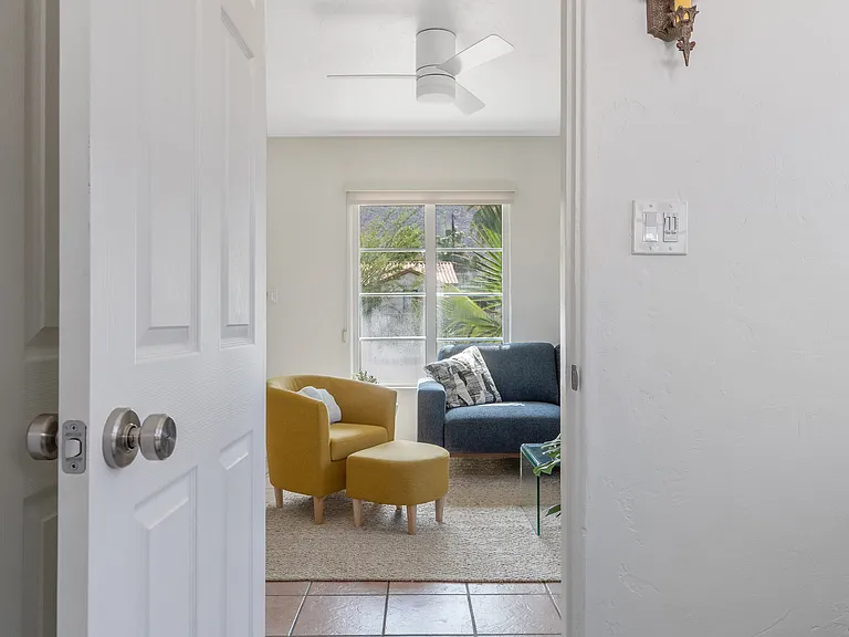 550 Calle Santa Rosa — Photo 31