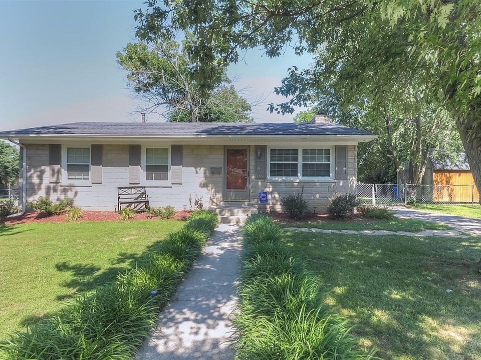 1st image of 3758 Temple Dr