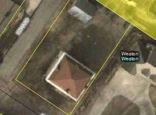 1024 Spring St, Weston, MO 64098