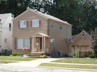 1724 Lakeview Ave, Rocky River, OH