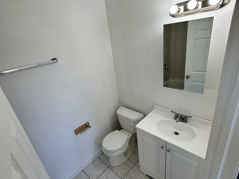 1500 S Spaulding Ave #2 — Photo 14