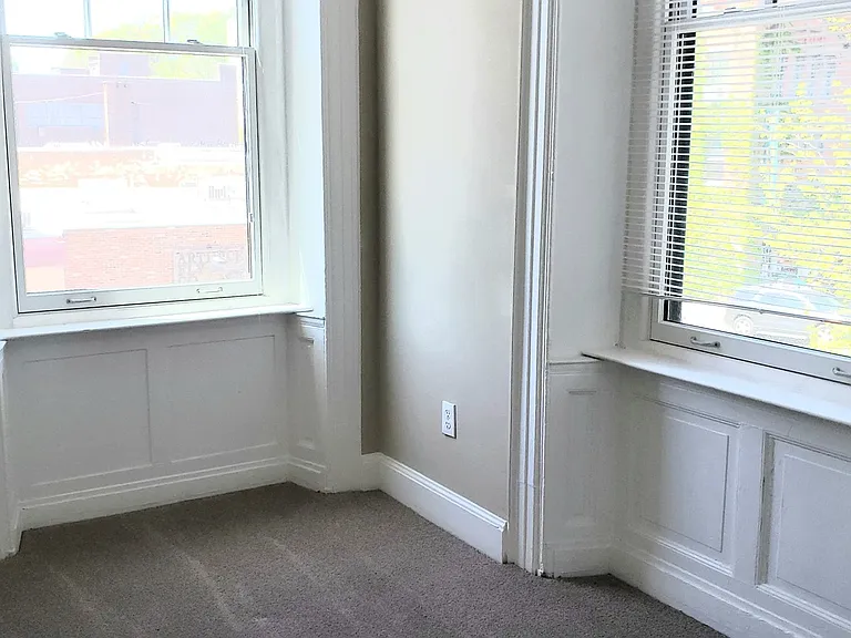 Huntington Apartments — Photo 107