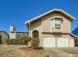 1755 57th St NE, Tacoma, WA