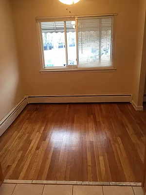 Rented by Metroline Realty | media 47