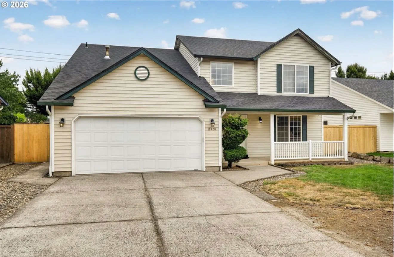 4 bed, 2026 sqft, $3,000 — Photo 1