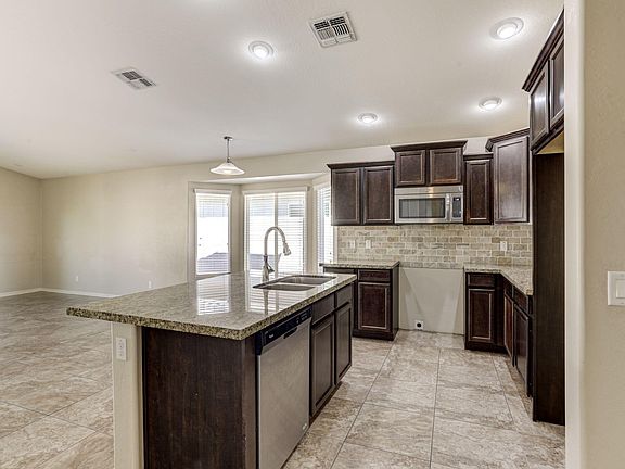 3rd image of 2736 W Sunland Ave