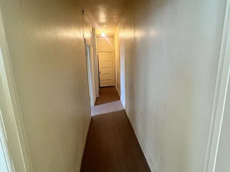 829 Virginia Ave — Photo 9