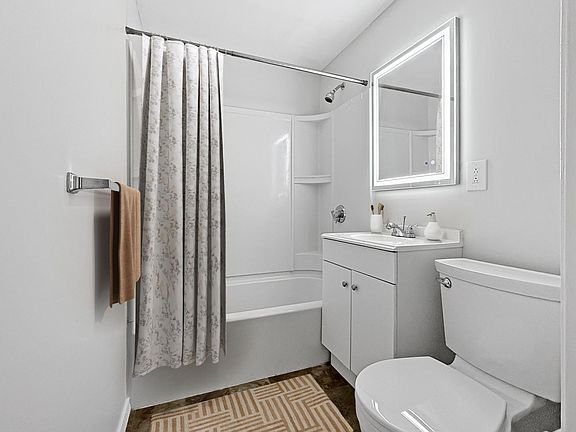 5th image of 180-182 Blueberry Ln #19