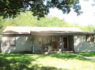 2940 SE Colorado Ave, Topeka, KS 66605