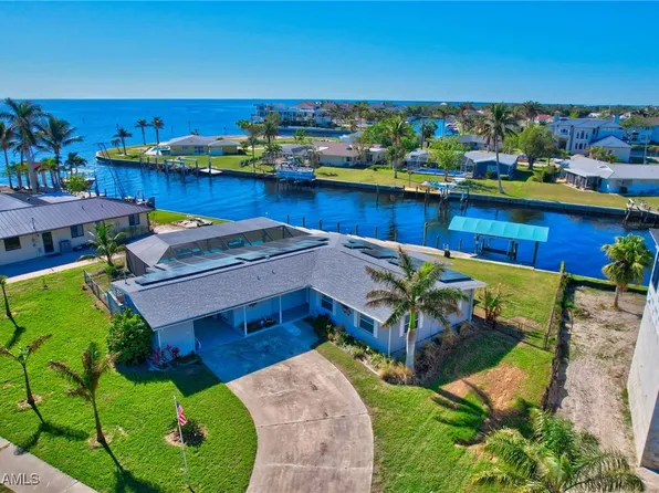 250 Bangsberg Rd SE, Port Charlotte, FL 33952