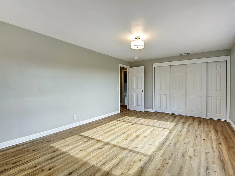125 Hecker Pass Rd — Photo 15