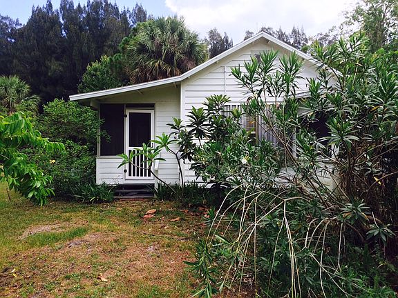 Side View of Main Cottage