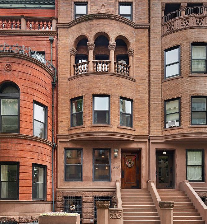 1st image of 325 W 76th St