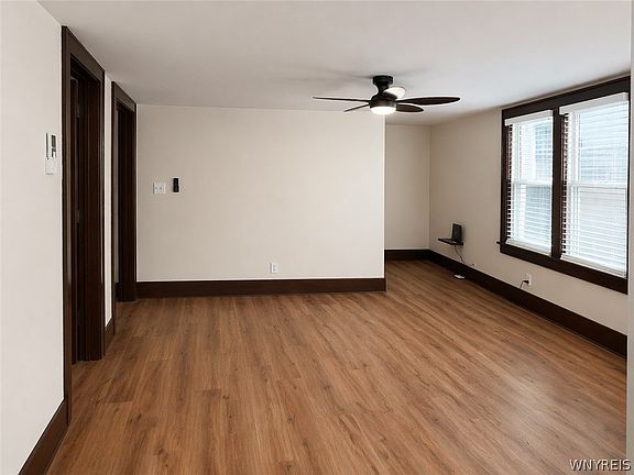4th image of 115 Claremont Ave