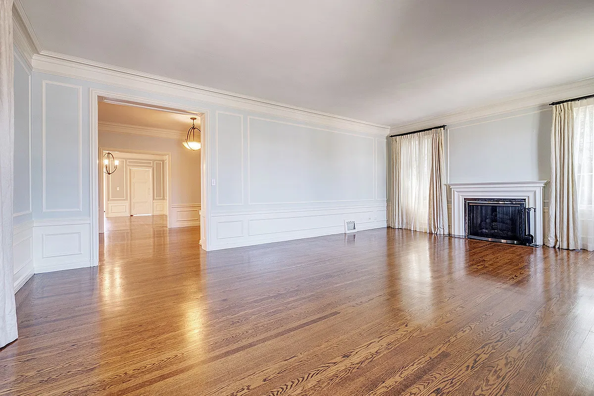 5 bed, 4.5 bath, 4065 sqft, $23,000 — Photo 4