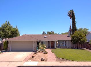 719 Curlew Rd, Livermore, CA 94551