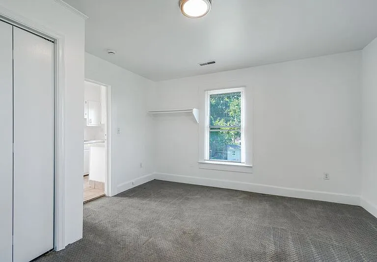 621 Lafayette Blvd #B — Photo 6