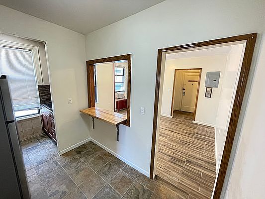 4th image of 2314 Broadway APT 2