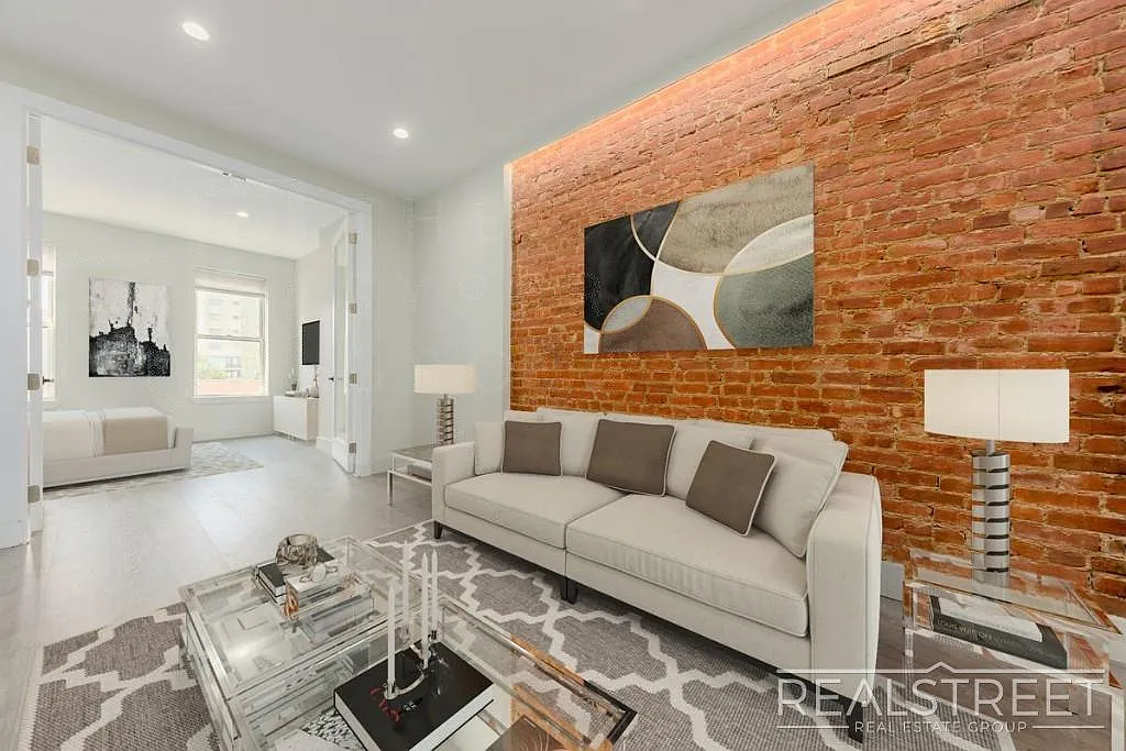 481 Hicks Street — Photo 2