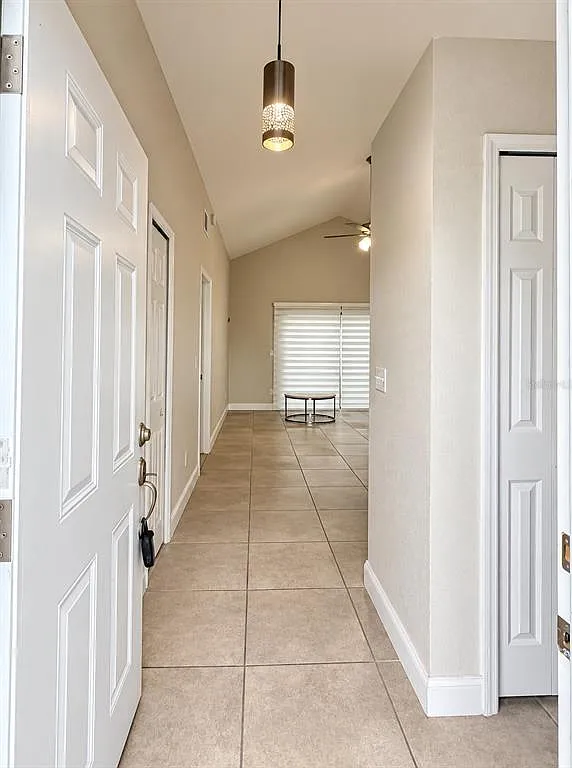 2 bed, 2.0 bath, 1159 sqft, $1,900 — Photo 4