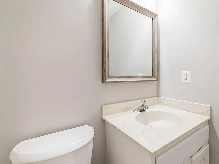 10885 Oak Green Ct — Photo 14