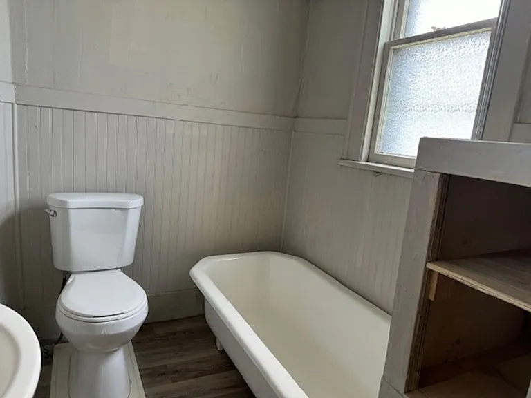 193 Park Ave — Photo 3