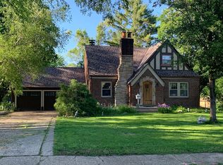 4031 Amick Ave, Des Moines, IA 50310