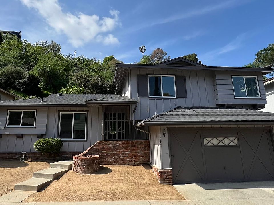 1st image of 1722 Sunny Heights Dr