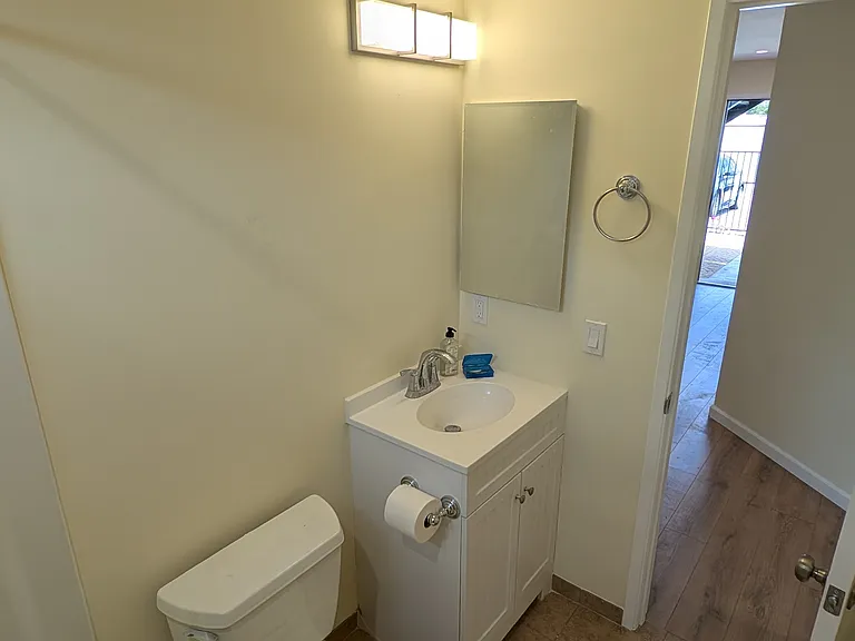 3088 Main St #C — Photo 8
