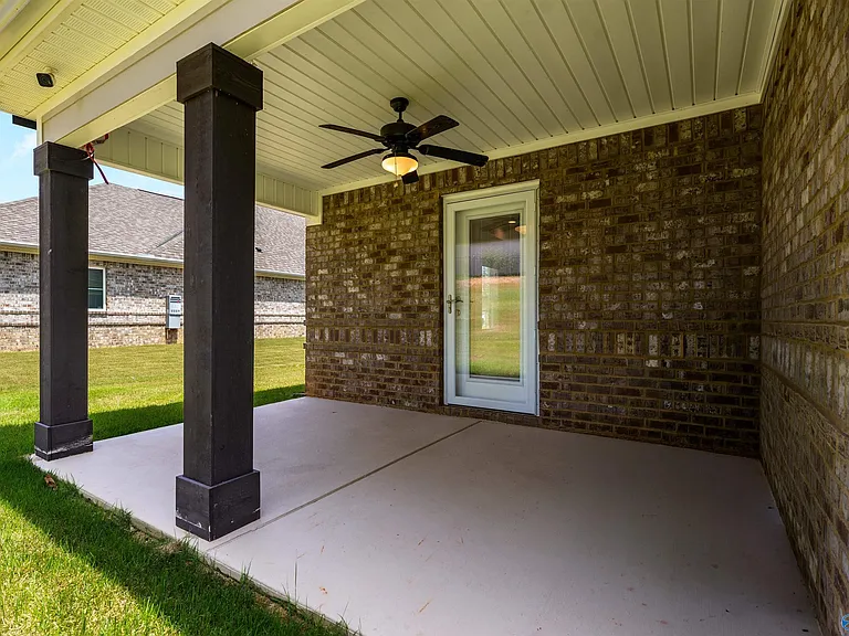 233 Dustin Ln NW — Photo 35