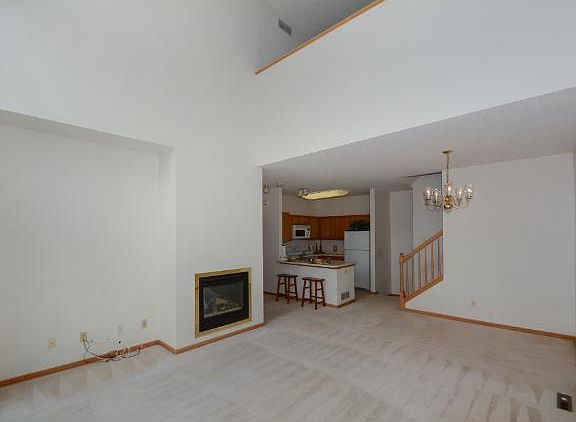 5th image of 665 Kingfisher Ln APT G
