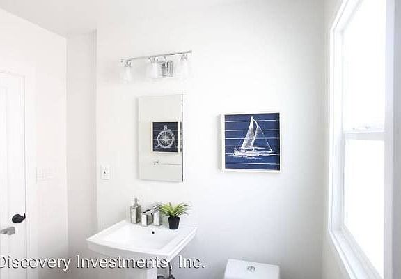5th image of 350 Lafayette Ave APT 3