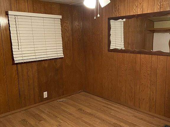 4th image of 4744 N Pomona Ave