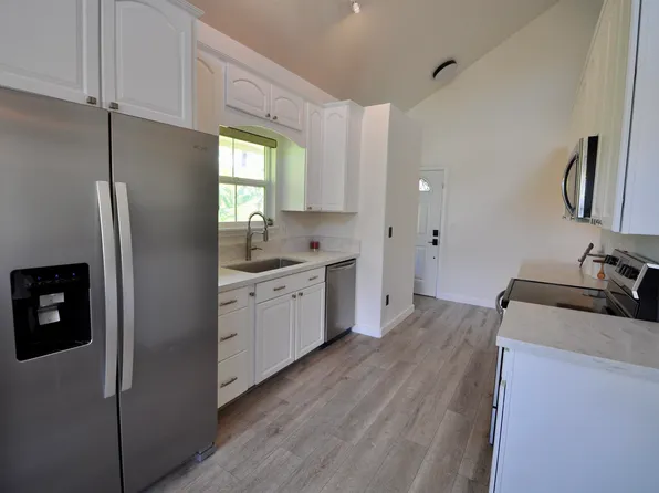 75 Halili Ln APT 9E, Kihei, HI 96753