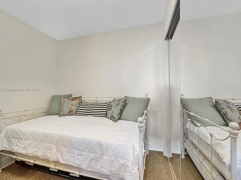 19237 Fisher Island Dr #19237 — Photo 9