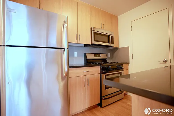 Rented by Oxford Property Group | media 49