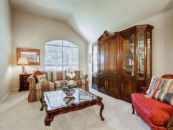 5th image of 3509 San Mateo Ct