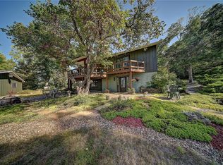 9730 Blairs Ferry Rd, Cedar Rapids, IA 52411