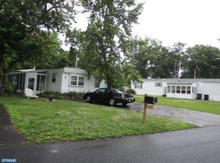 201 Nevada Ave, Williamstown, NJ 08094