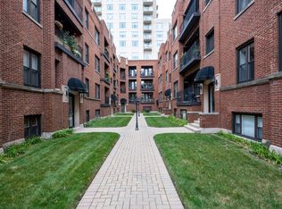 900 W Winona St APT 2, Chicago, IL 60640