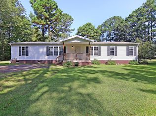 634 Carter Rd, Ridgeville, SC 29472