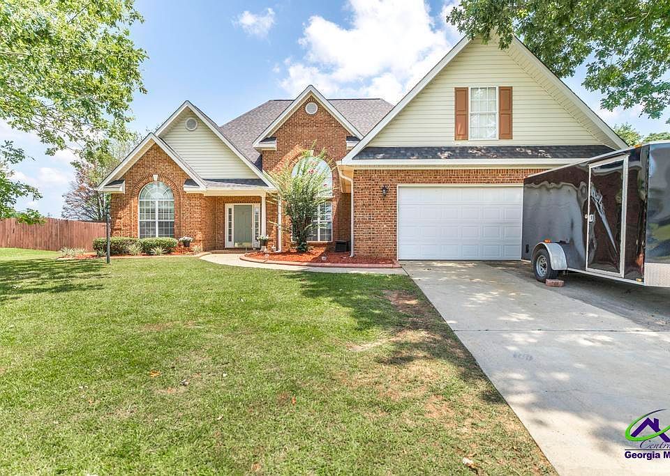 1st image of 112 Finch Dr