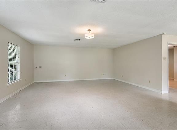2nd image of 13018 Willie Rd
