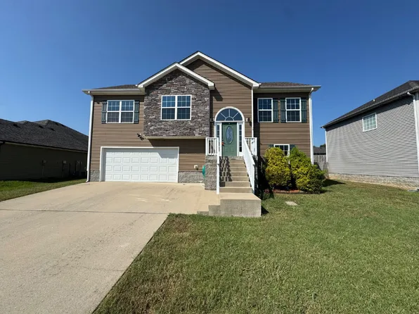 1351 Freedom Dr, Clarksville, TN 37042