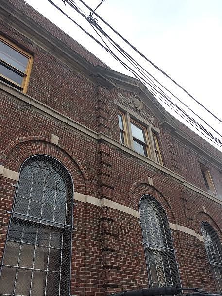 1st image of 1814 E Hazzard St