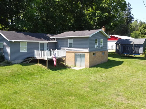 9669 N Six Lakes Rd, Six Lakes, MI 48886