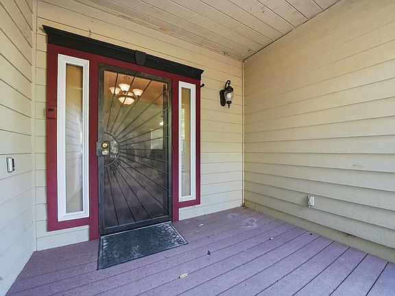 2nd image of 26361 Golf Links Dr